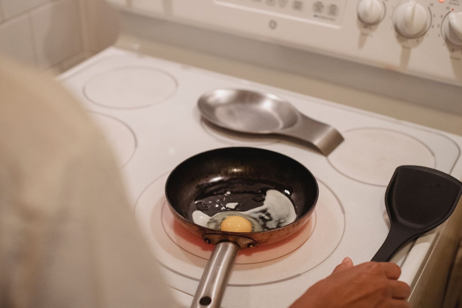Sartenes en la cocina