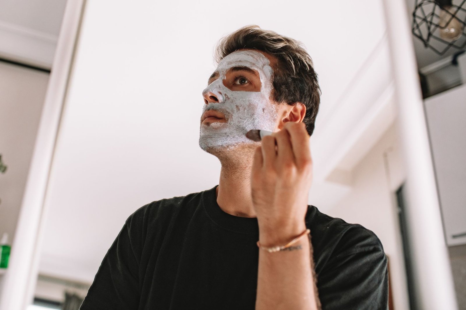 Rutina de cuidado facial masculino